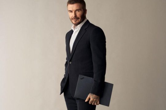 H Lenovo Ανακοινώνει Παγκόσμια Συνεργασία με τον David Beckham